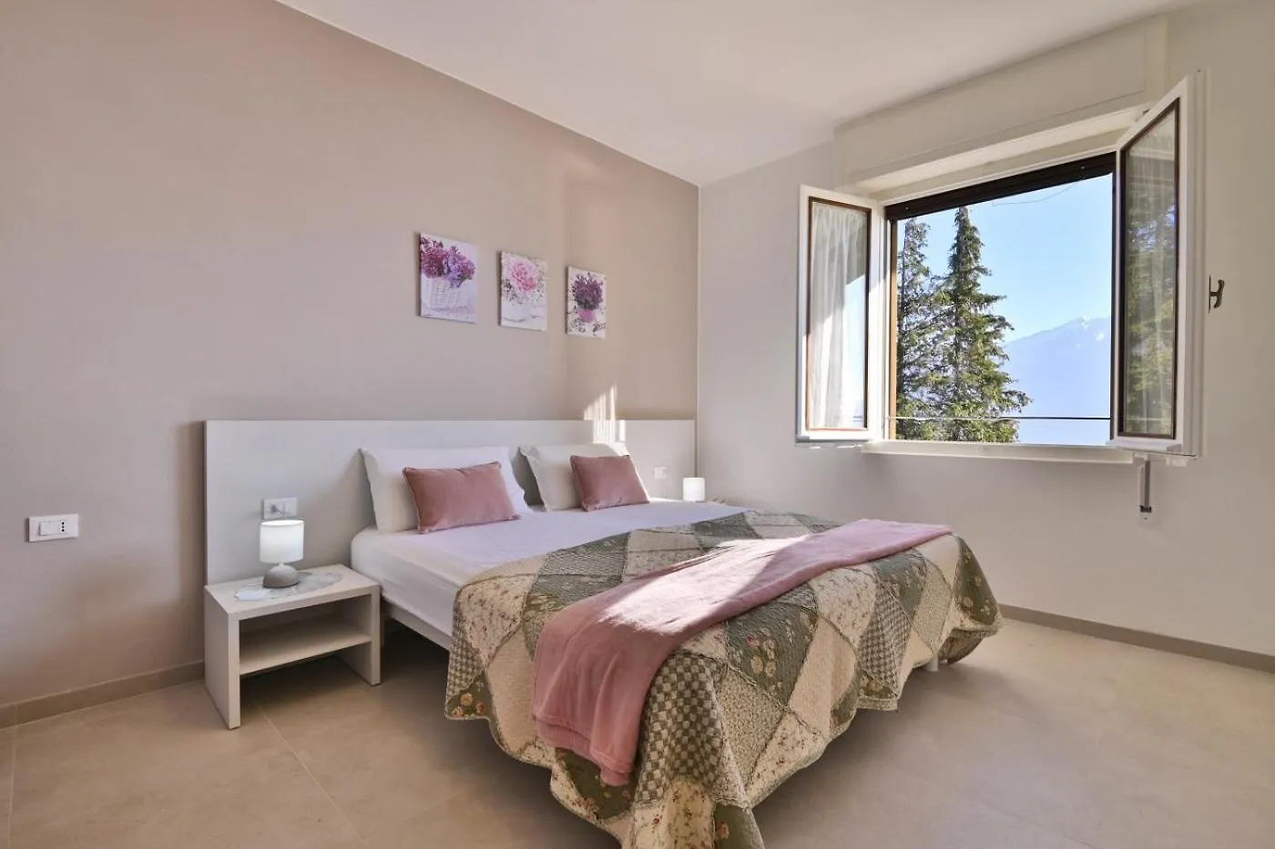 Appartamento Alba - Theater Home Tignale 0*,  Italy