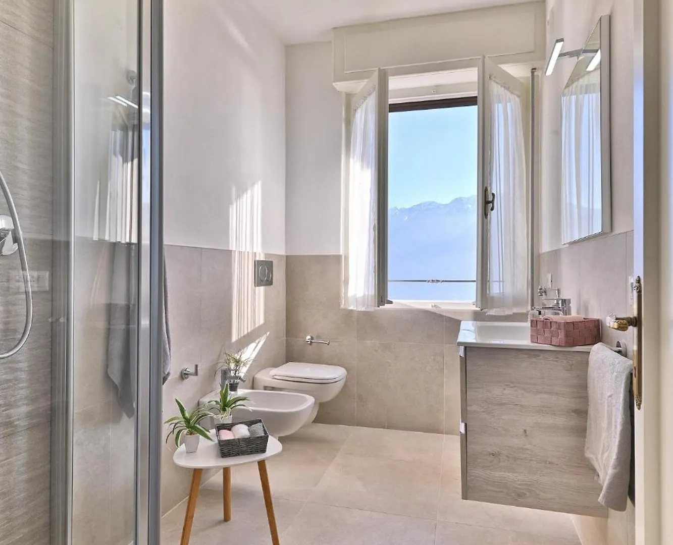 Apartment Appartamento Alba - Theater Home Tignale